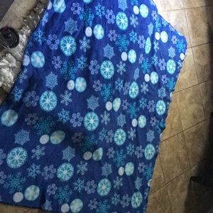 A snowflake blanket